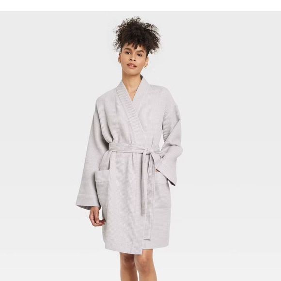 Auden Light Grey Waffle Robe NWOT - Picture 7 of 9